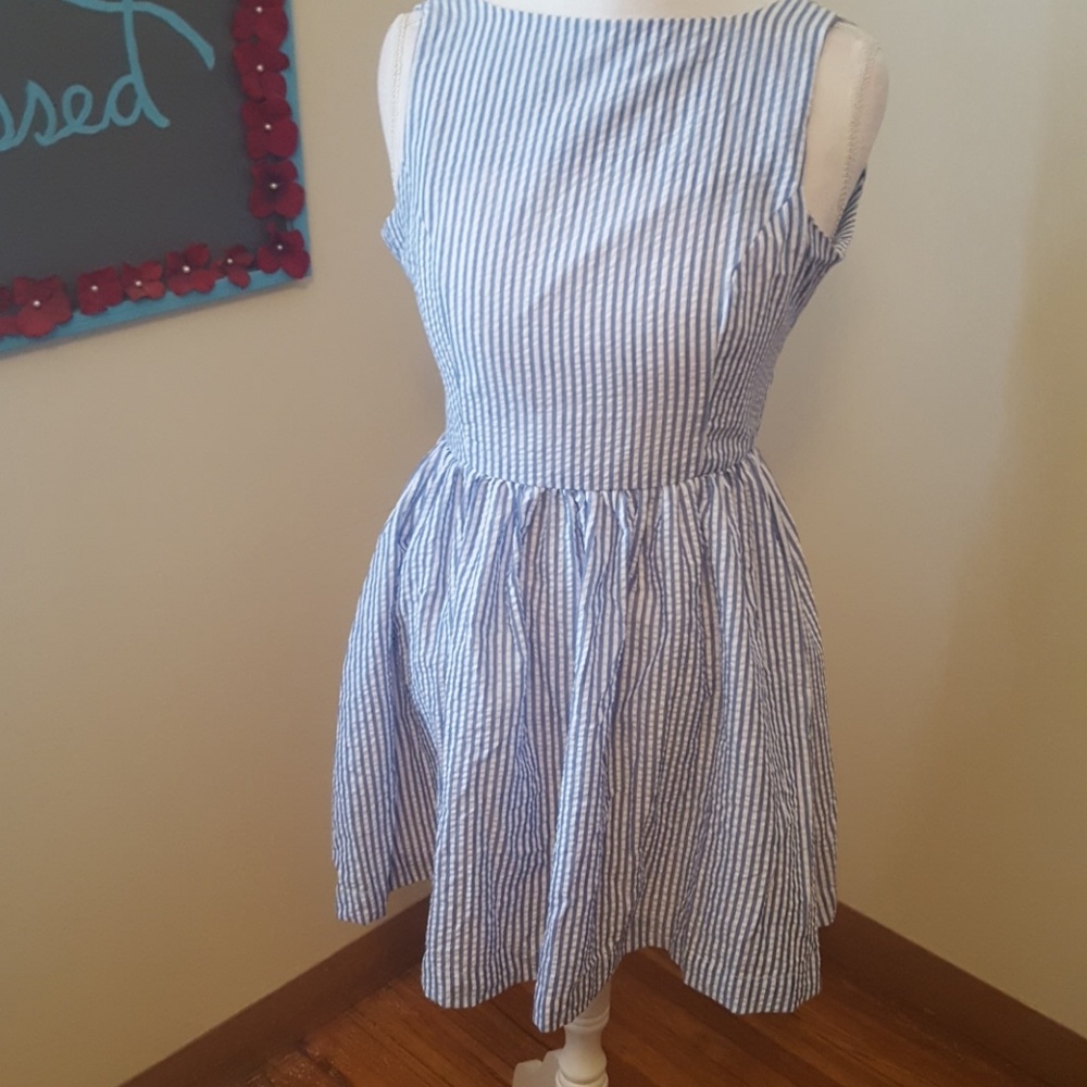Striped short dress button back